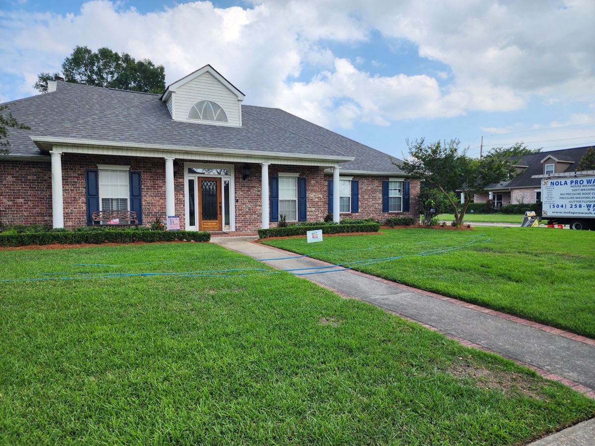 House, Concrete, and Gutter Cleaning in Belle Chasse, LA